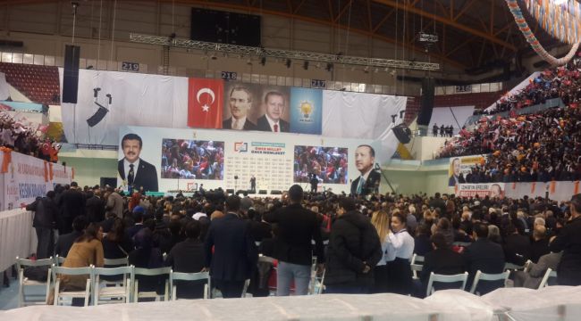 AK Parti İzmir'in adaylarını açıkladı