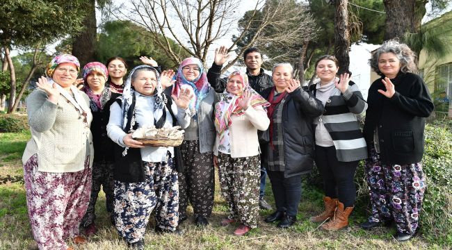 İzmirli kadınlar üretiyor