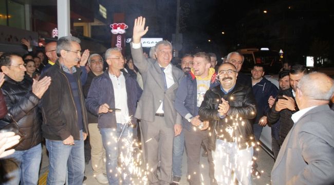 CHP’nin Türkiye rekoru Narlıdere’den geldi!