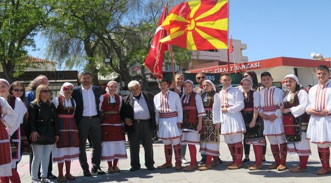 Demokrasi Meydanı'nda 23 Nisan sevinci!