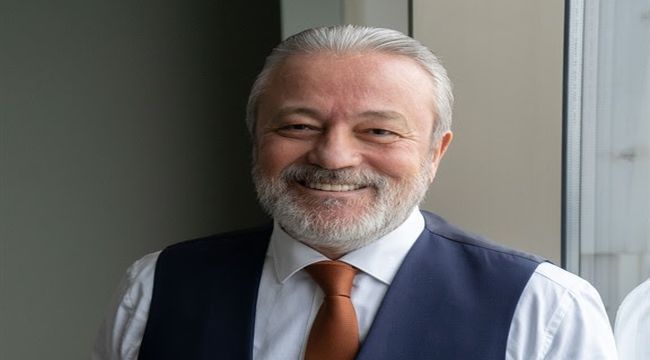 Ersözlü, Kitap fuarında İmzada