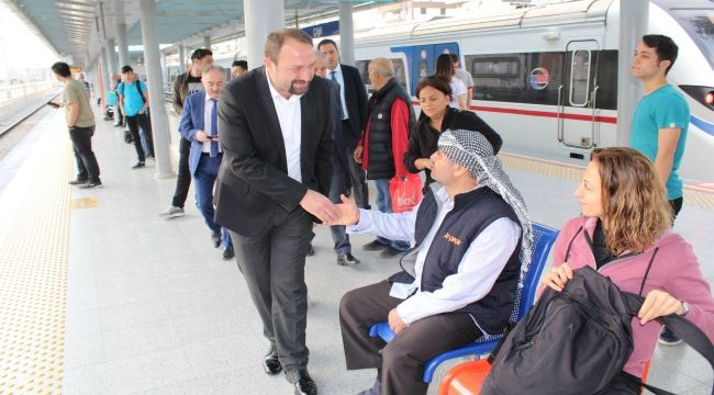 Gümrükçü'den şafak mesaisi