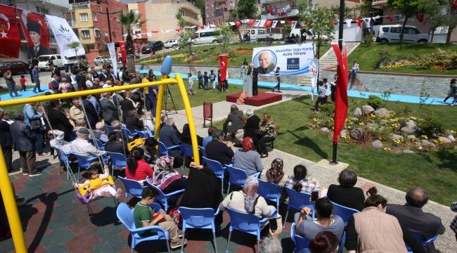 Karabağlar’da bir günde 2 park açılışı