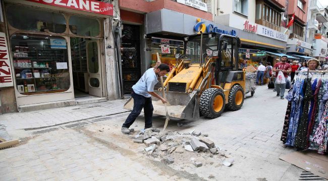 Karşıyaka’da işgale ‘kaldırım’ çözümü