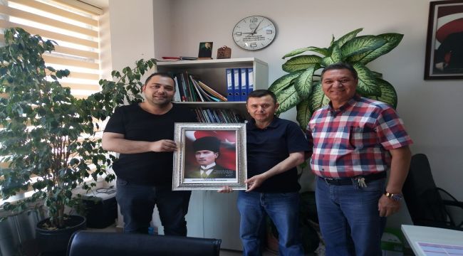 Aksoy’dan Muhtarlara Anlamlı Bayram Hediyesi