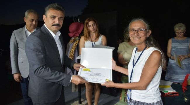 Tiyatro Bademli’de hayat buldu