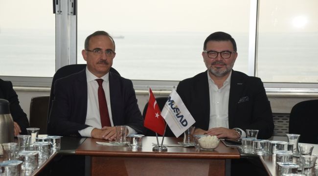AK Parti İzmir İl Başkanı'ndan MÜSİAD’a Ziyaret