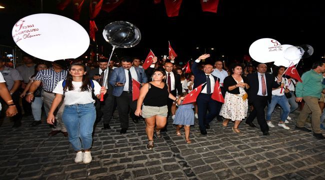 Doğum günün kutlu olsun İzmir!