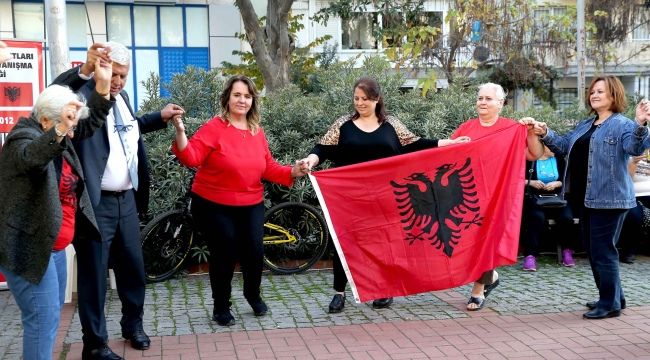 Balkan kültürü Karşıyaka’ya taşındı