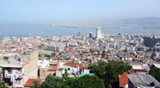İzmir'de tüm yapı izinlerine standart getirildi