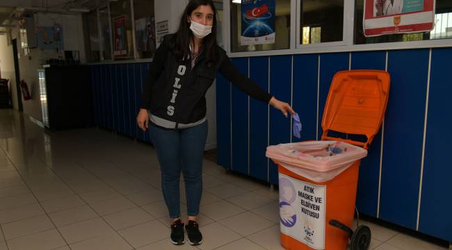 Çiğli’de maske ve eldiven atıkları ayrı toplanıyor