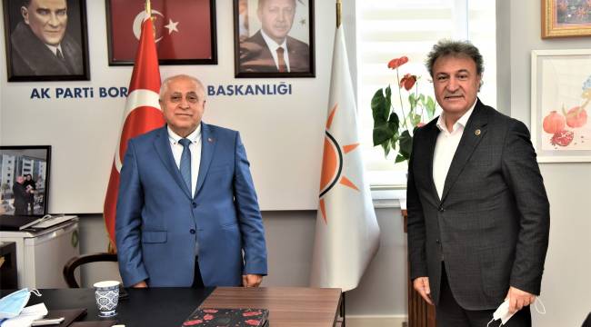 Başkan İduğ’dan AK Parti’ye hayırlı olsun ziyareti