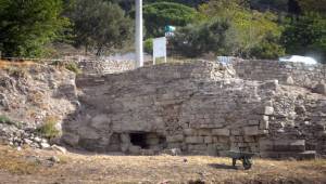 Bergama'da tarih yeniden canlanıyor