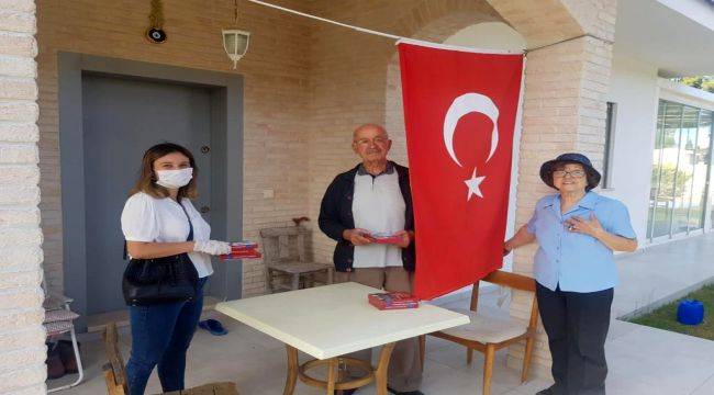 “Kentimizi şanlı Türk Bayrağı ile donatıyoruz”