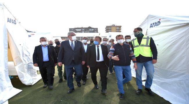 Başkan İduğ ve Dervişoğlu’ndan depremzedelere ziyaret