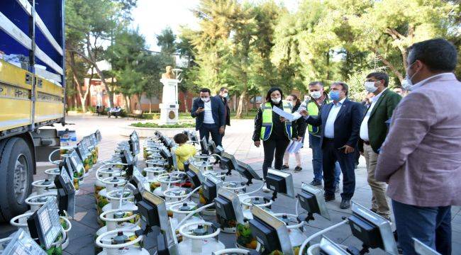 Dünya’nın yardımı Bornova’da toplandı