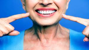Sindirim Sorunları Dişlerinizi Nasıl Etkiler?