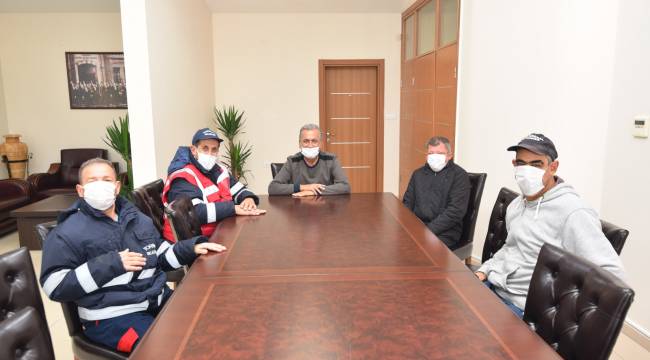 Başkan Uygur 16 yıl önce işe aldığı engelli işçileri ağırladı