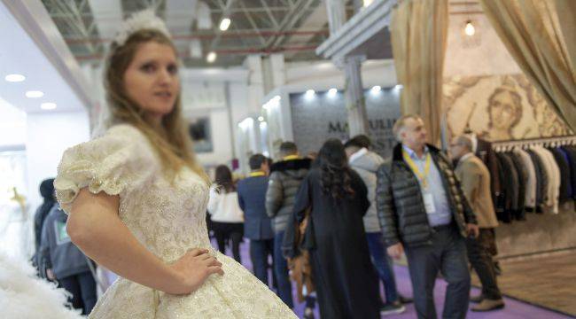 Sektör istedi IF Wedding Fashion İzmir ertelendi