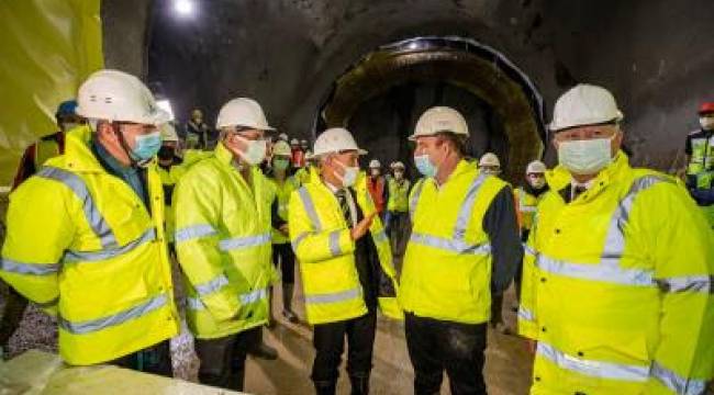 Narlıdere Metrosu’nda ışık göründü