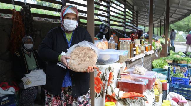  Bucalı üreticinin aracısız pazarı: Üretici Köy Pazarı