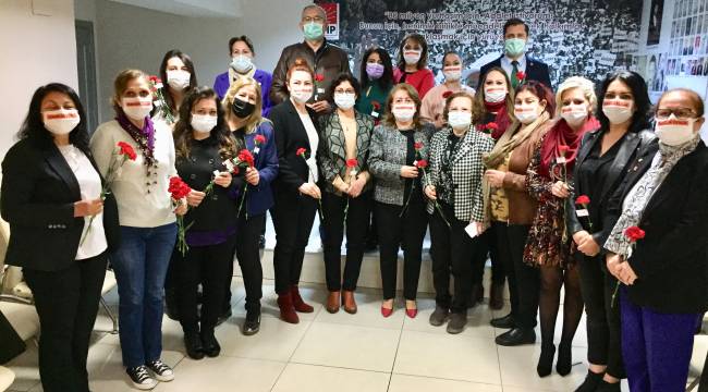 CHP’nin Kadınları Tüm Türkiye’de Tek Yürek Oldu