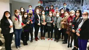CHP’nin Kadınları Tüm Türkiye’de Tek Yürek Oldu