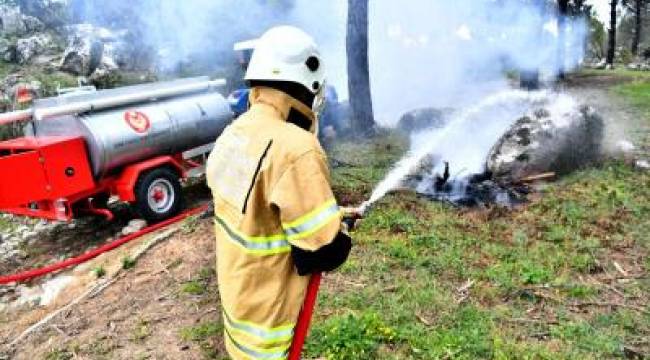 İzmir Büyükşehir Belediyesi orman köylerine 60 su tankeri dağıttı