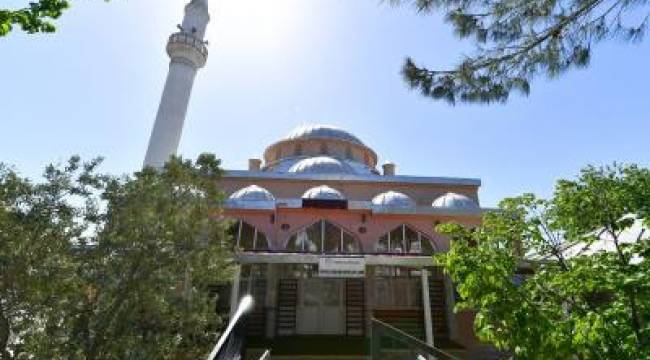 Göçmen Konutları Camii yeni bir çehreye kavuştu