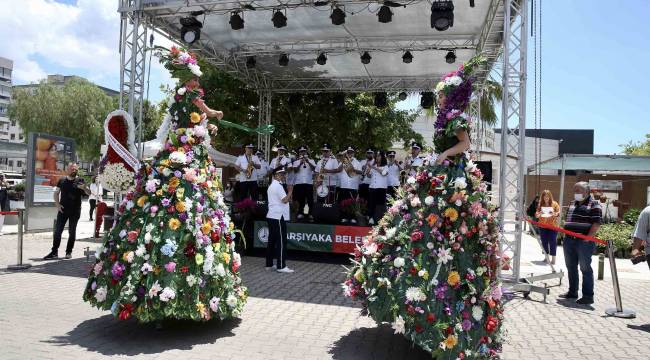 Karşıyaka Çiçek Pazarı’na coşkulu açılış