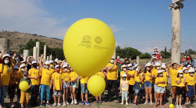 Tarihin çocuklarından UNESCO’ya uçurtmalarla selam