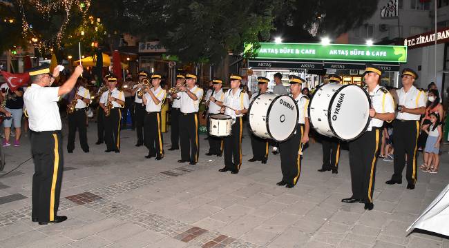 Foça’da Demokrasi Ve Milli Birlik Günü