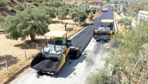 Aydın Büyükşehir Belediyesi Çalışıyor Yollar Yenileniyor
