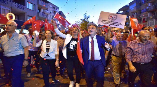 Bornova’da Zafer Bayramı Coşkusu