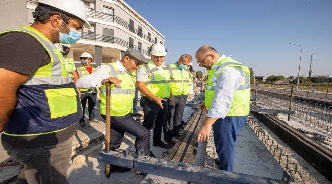 Çiğli Tramvayı'nda İlk Raylar Döşendi