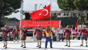 Bergama'da Festival ve Kurtuluş Coşkusu Bir Arada