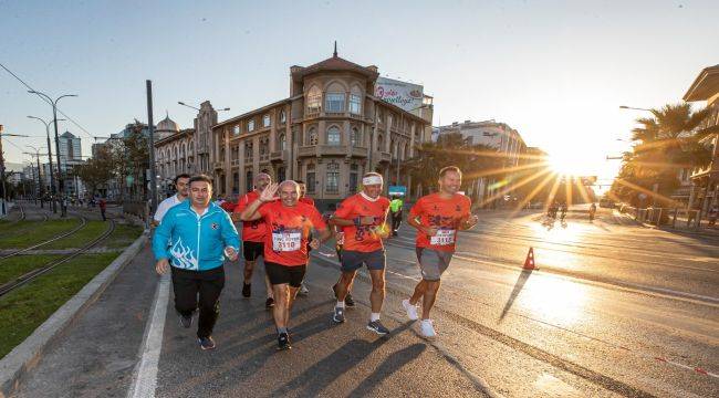 İzmir Yarı Maratonu'nda zafer Kenya ve Etiyopyalı atletlerin