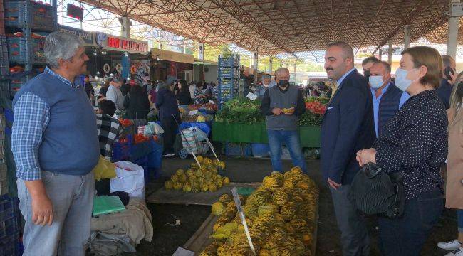 AK Parti, Pazara İndi