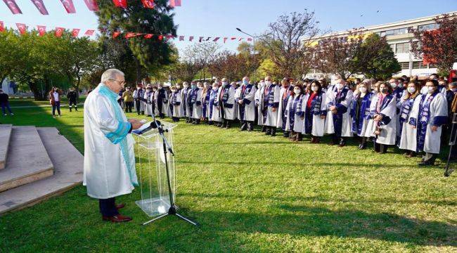 Ege Üniversitesi'nde Bayram Kutlaması