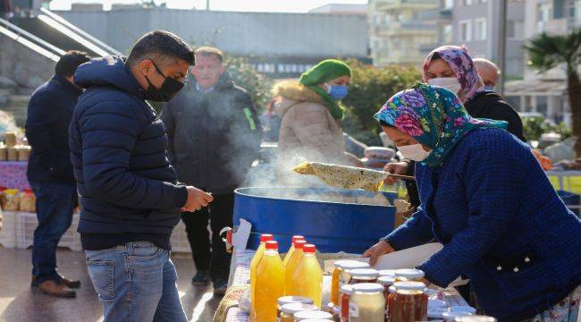 Buca Üretici Pazarı Yoğun İlgi Gördü