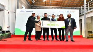 “Girişimcilik Merkezi İzmir”de İlk Ödüller Sahiplerini Buldu