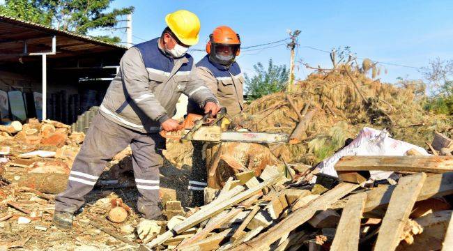 Bornova Belediyesi'nden Odun Desteği