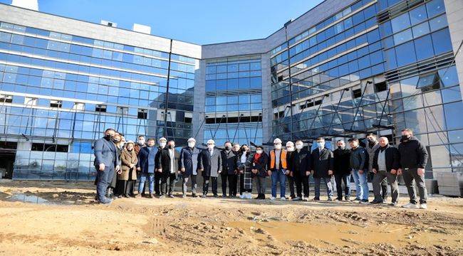 Menderes Devlet Hastanesi Temmuz'da Açılıyor