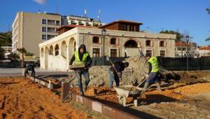 Çeşme'de Kanayan Yaralara Kalıcı Çözümler 