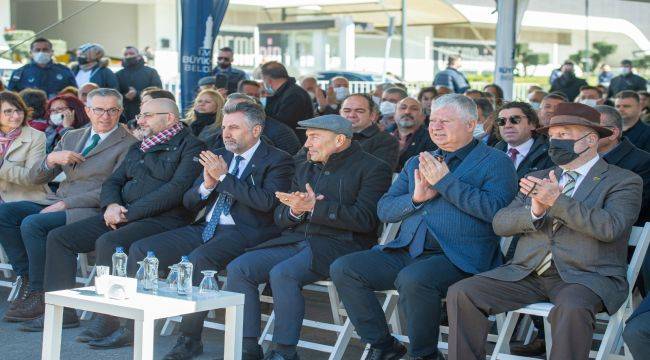Smyrna Otoparkı Törenle Hizmete Açıldı