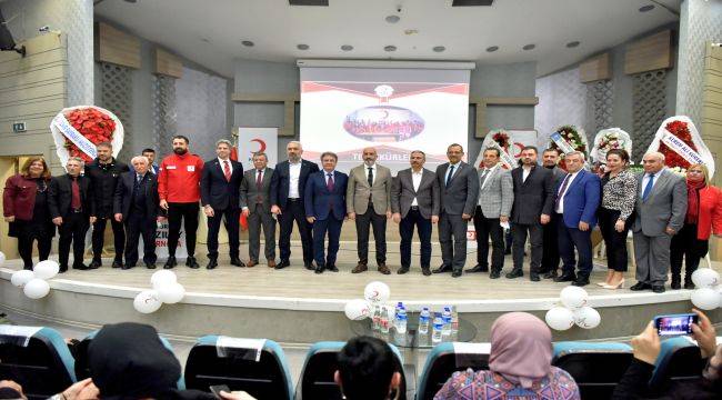Bornova'da Türk Kızılay Bornova Şubesi Genel Kurulu Toplantısı