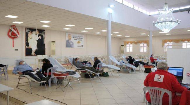 Menemen Belediyesi'nden Kan Bağışı Kampanyası