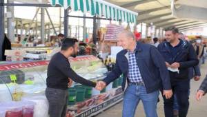 Başkan Atabay pazar esnafını ziyaret etti