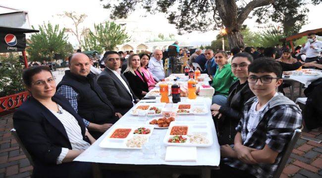 Başkan Kayalar'ın yoğun iftar programı