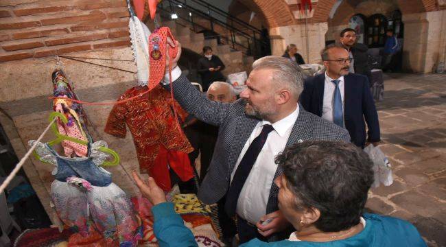 Taşhan'da Üretici Kadın Pazarı